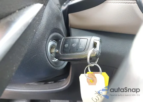 2021 Hyundai Santa Fe Se z USA, uszkodzony, nr VIN 5NMS1DAJ0MH369936